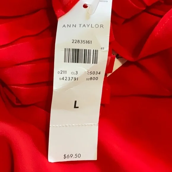 Ann Taylor Red Short Sleeve Pleaded Blouse - Picture 12 of 13